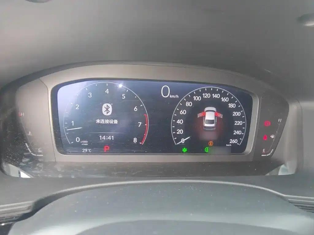 2022 Civic 240TURBO CVT Sport Edition — миниатюра 4