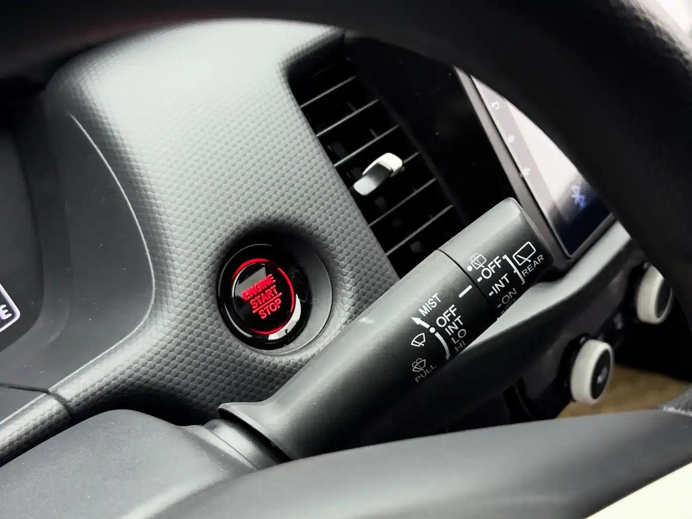 Honda Fit 2022 1.5L CVT Trendy Sunroof Edition — миниатюра 8