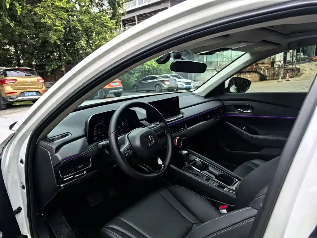 2025 Inspire 260TURBO Elegant Edition — миниатюра 13