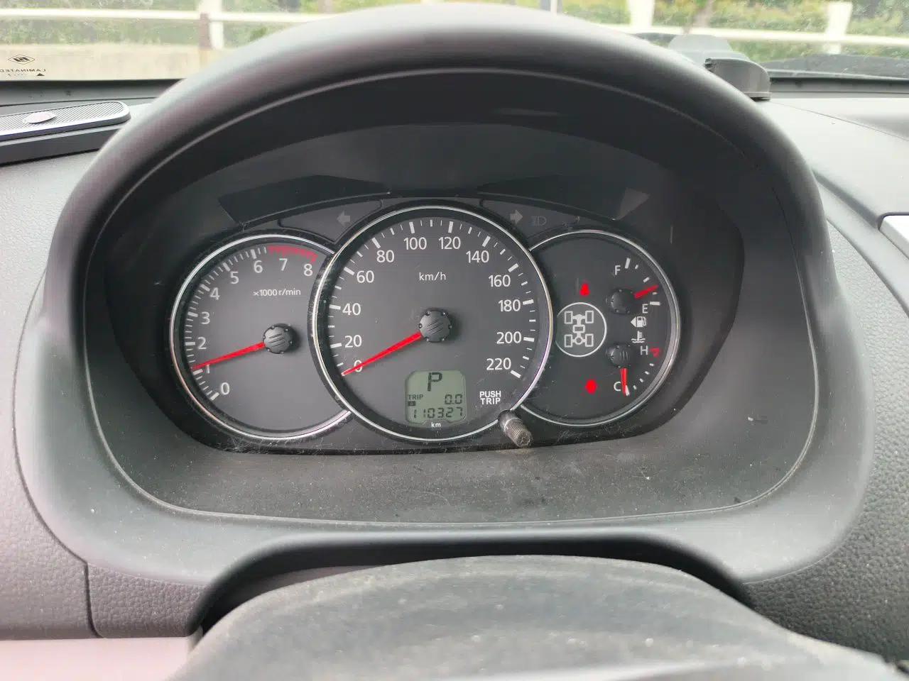 Mitsubishi Pajero Sport 2013 3.0L Automatic 4x4 Executive Edition — миниатюра 11