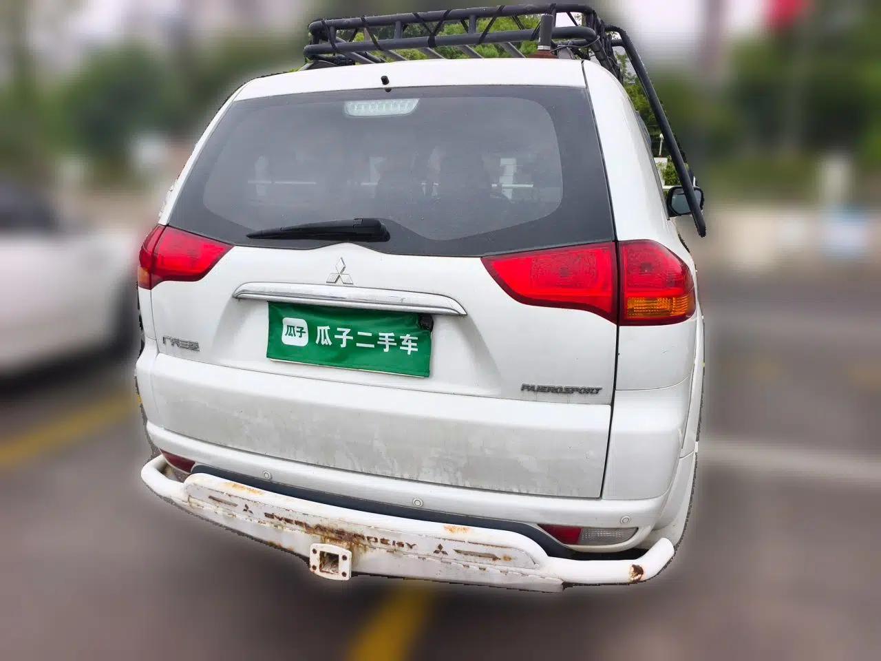 Mitsubishi Pajero Sport 2013 3.0L Automatic 4x4 Executive Edition — миниатюра 5