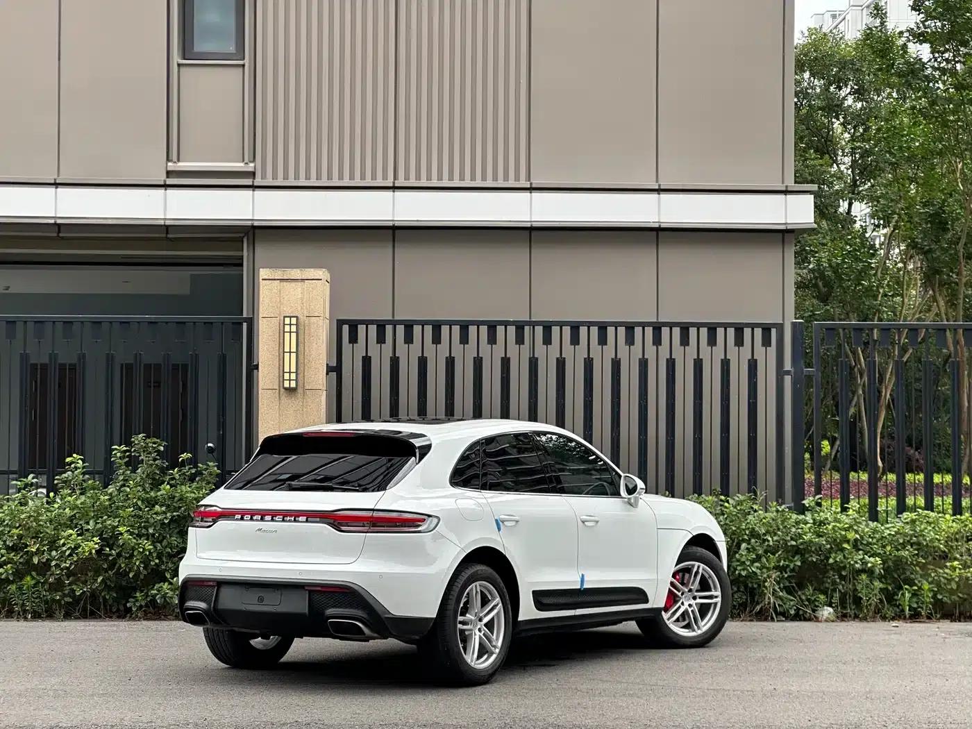 2023 Macan 2.0T — миниатюра 4