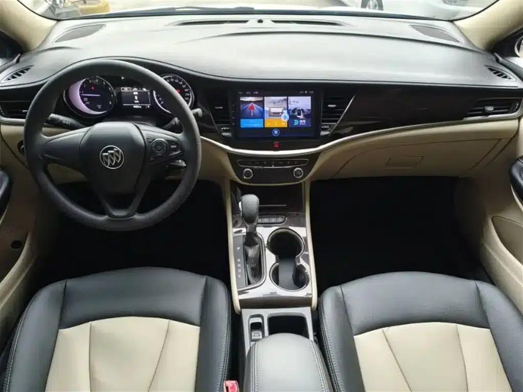 Buick Verano 2018 Sedan 15S Automatic Entry-Level — миниатюра 8
