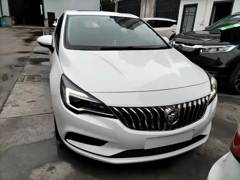 Buick Verano 2016 Hatchback 15S Automatic Entry-Level — миниатюра 3