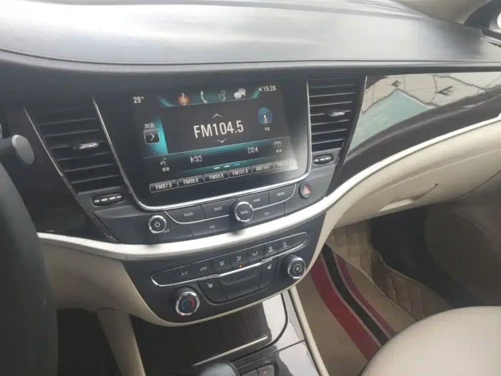 Buick Verano 2019 Sedan 15S Automatic Leading Edition — миниатюра 13