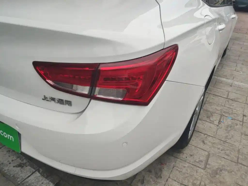 Buick Verano 2019 Sedan 15S Automatic Leading Edition — миниатюра 8