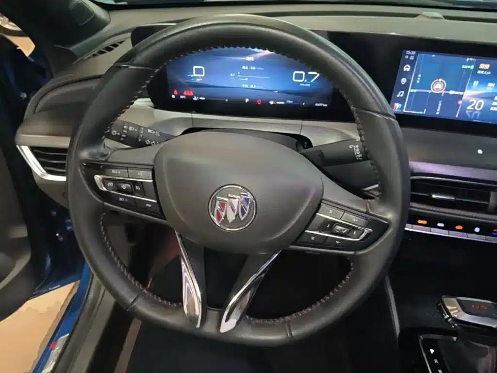 2023 Buick Verano Pro GS Hunter Edition — миниатюра 11