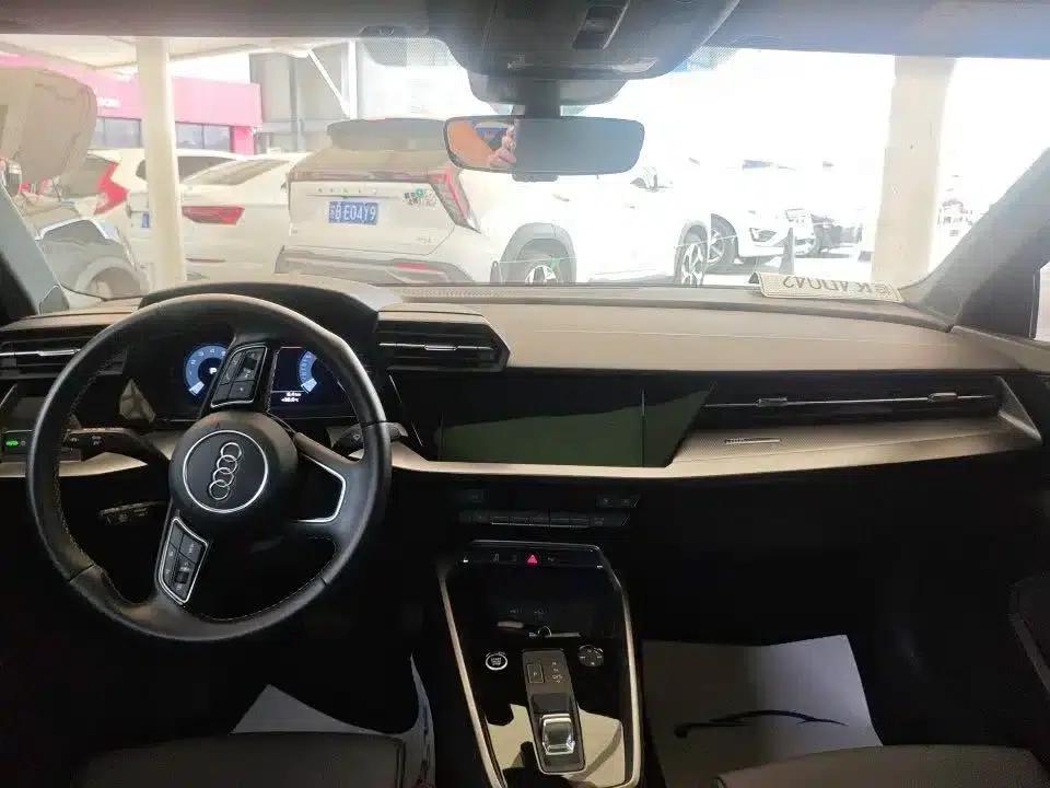 Audi A3 2022 Sportback 35 TFSI Fashion Sport — миниатюра 4