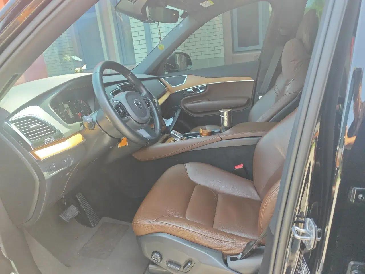 Volvo XC90 2021 B6 Zhiyi Luxury Edition 7-Seater — миниатюра 15
