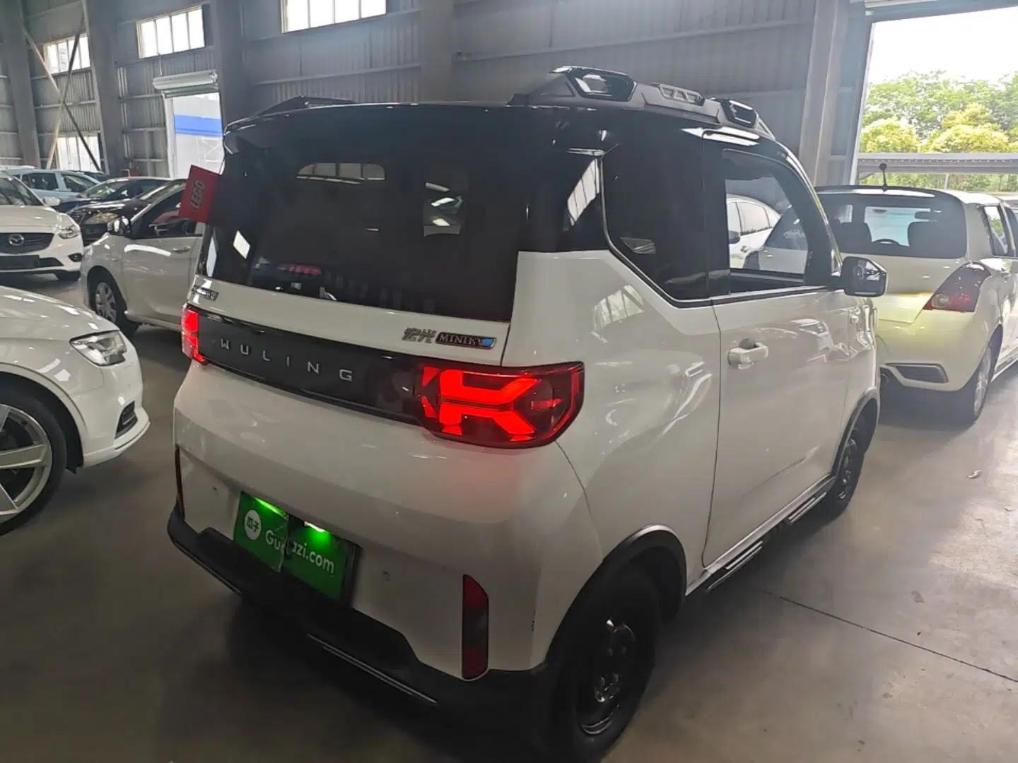 Wuling Hongguang MINIEV 2022 GAMEBOY 300km Enthusiast Model with Lithium Iron Phosphate — миниатюра 6