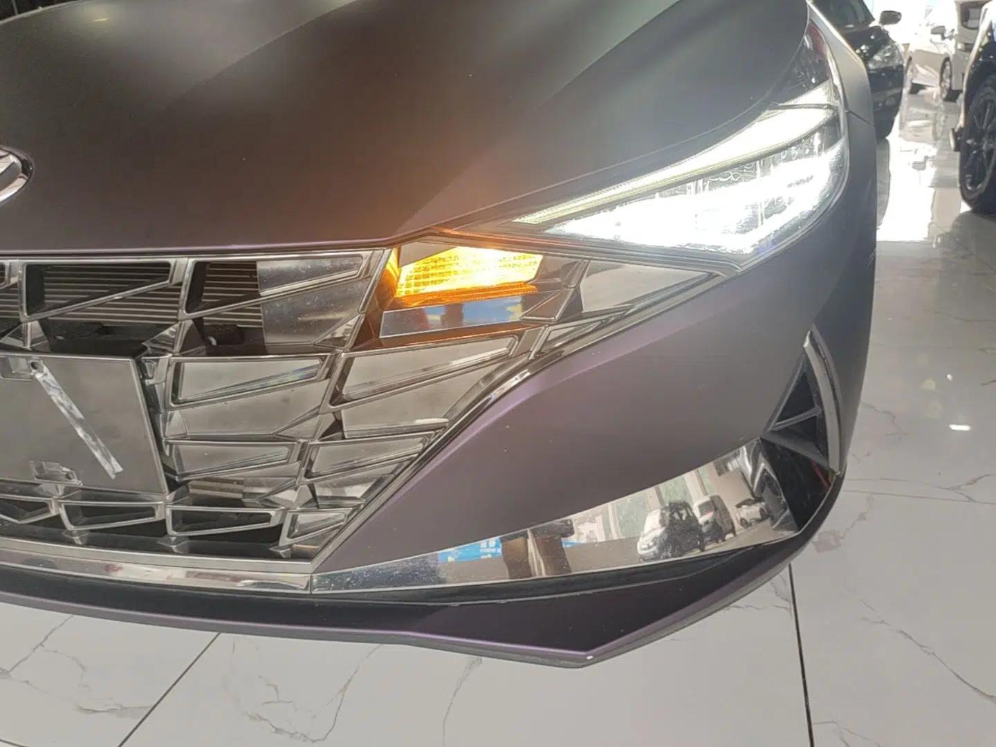 Hyundai Elantra 2021 240TGDi DCT LUX Prestige Edition — миниатюра 8