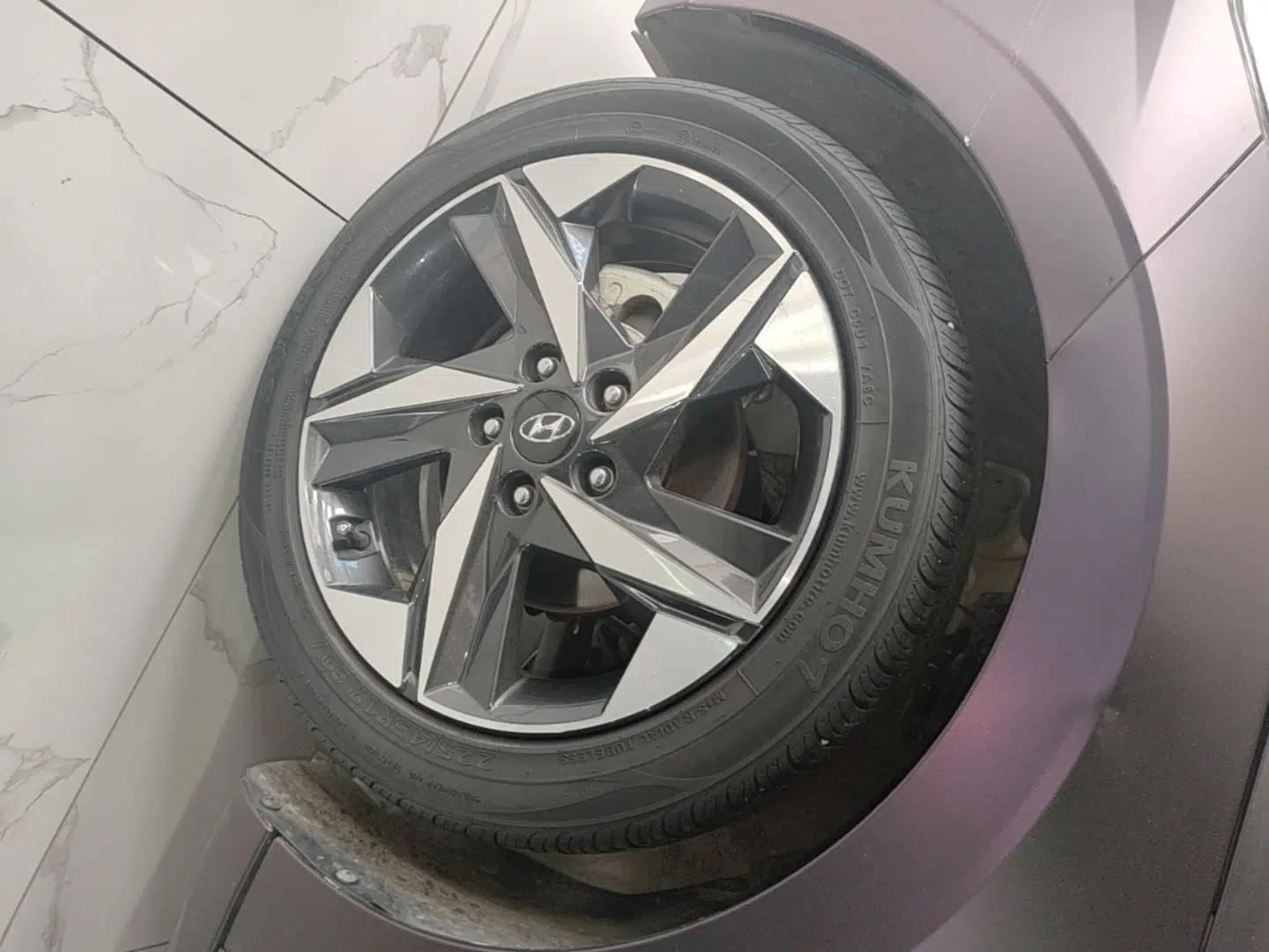 Hyundai Elantra 2021 240TGDi DCT LUX Prestige Edition — миниатюра 10