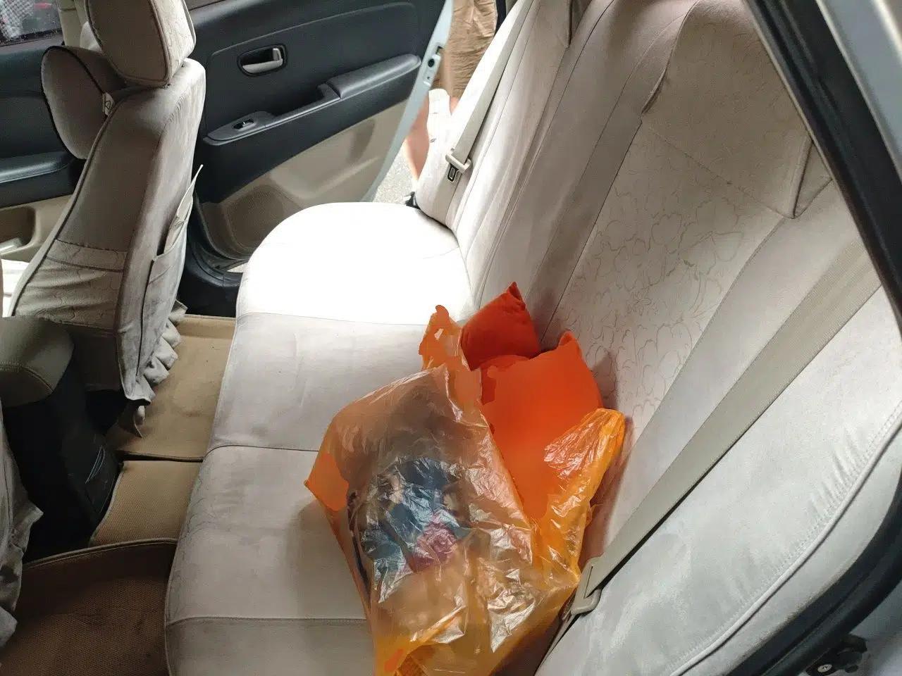 Hyundai Celesta 2011 1.6L Automatic Comfort Edition — миниатюра 17