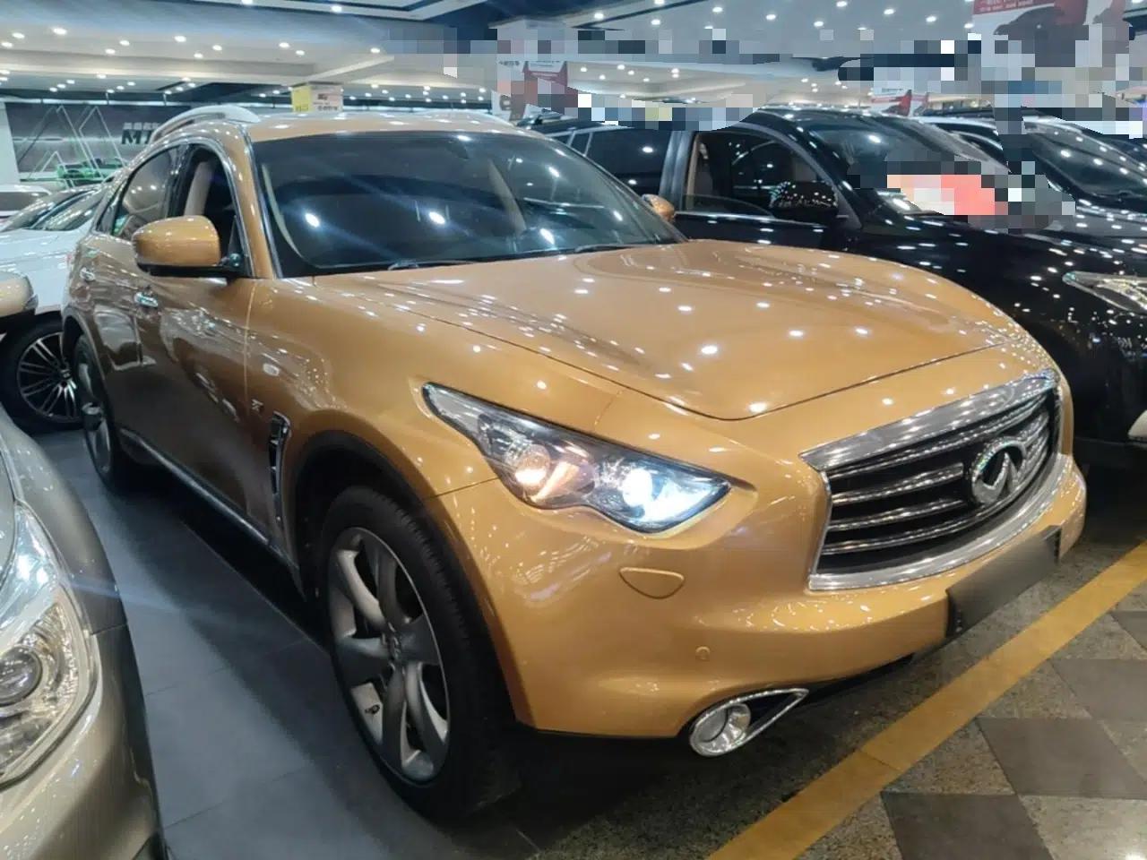 Infiniti QX70 2013 3.7L Standard Edition — миниатюра 3
