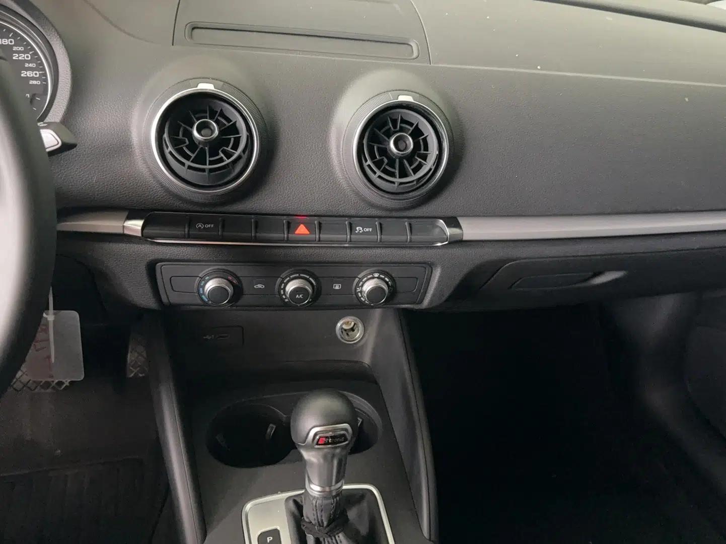 Audi A3 2020 Restyled Sportback 35 TFSI Entry-Level China VI Emission Standard — миниатюра 8