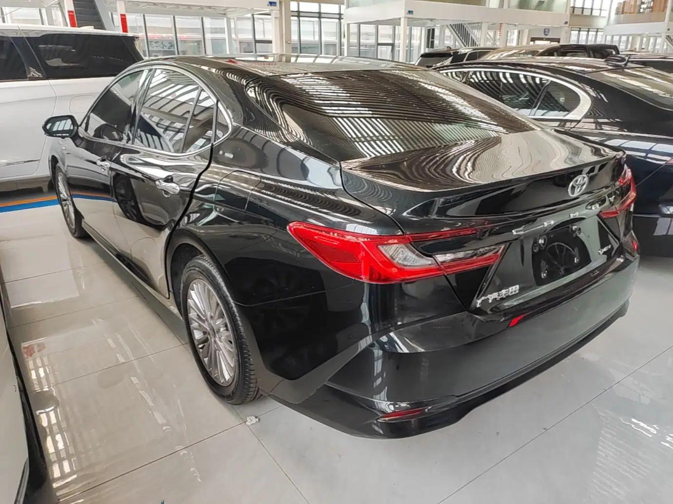 Toyota Camry 2024 Dual-Motor 2.0 HGVP Luxury Edition — миниатюра 4