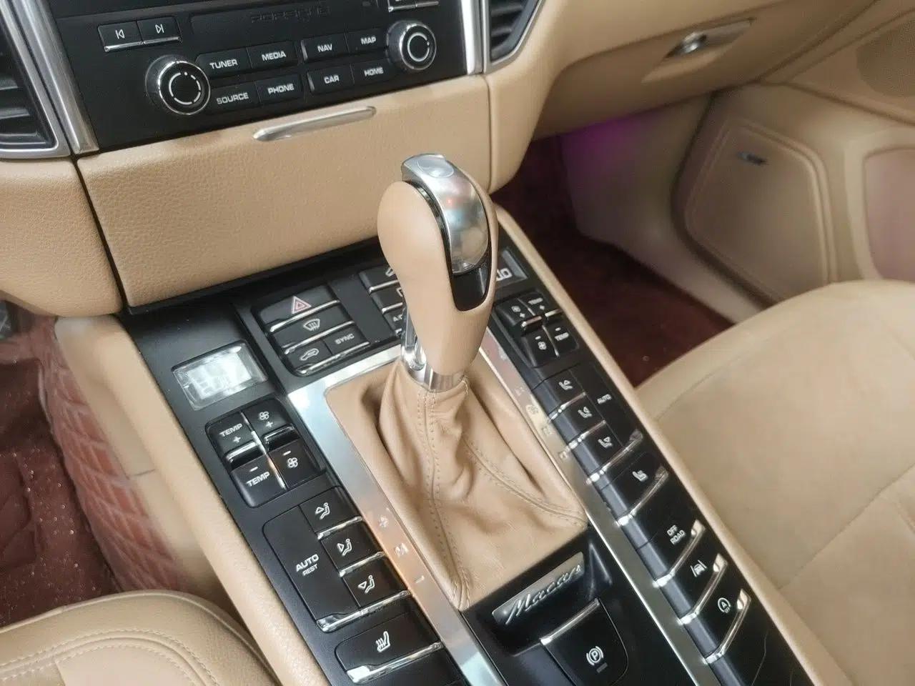 Porsche Macan 2016 Macan 2.0T — миниатюра 14