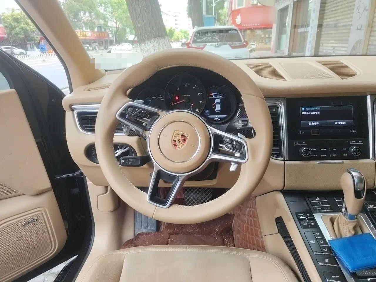Porsche Macan 2016 Macan 2.0T — миниатюра 10