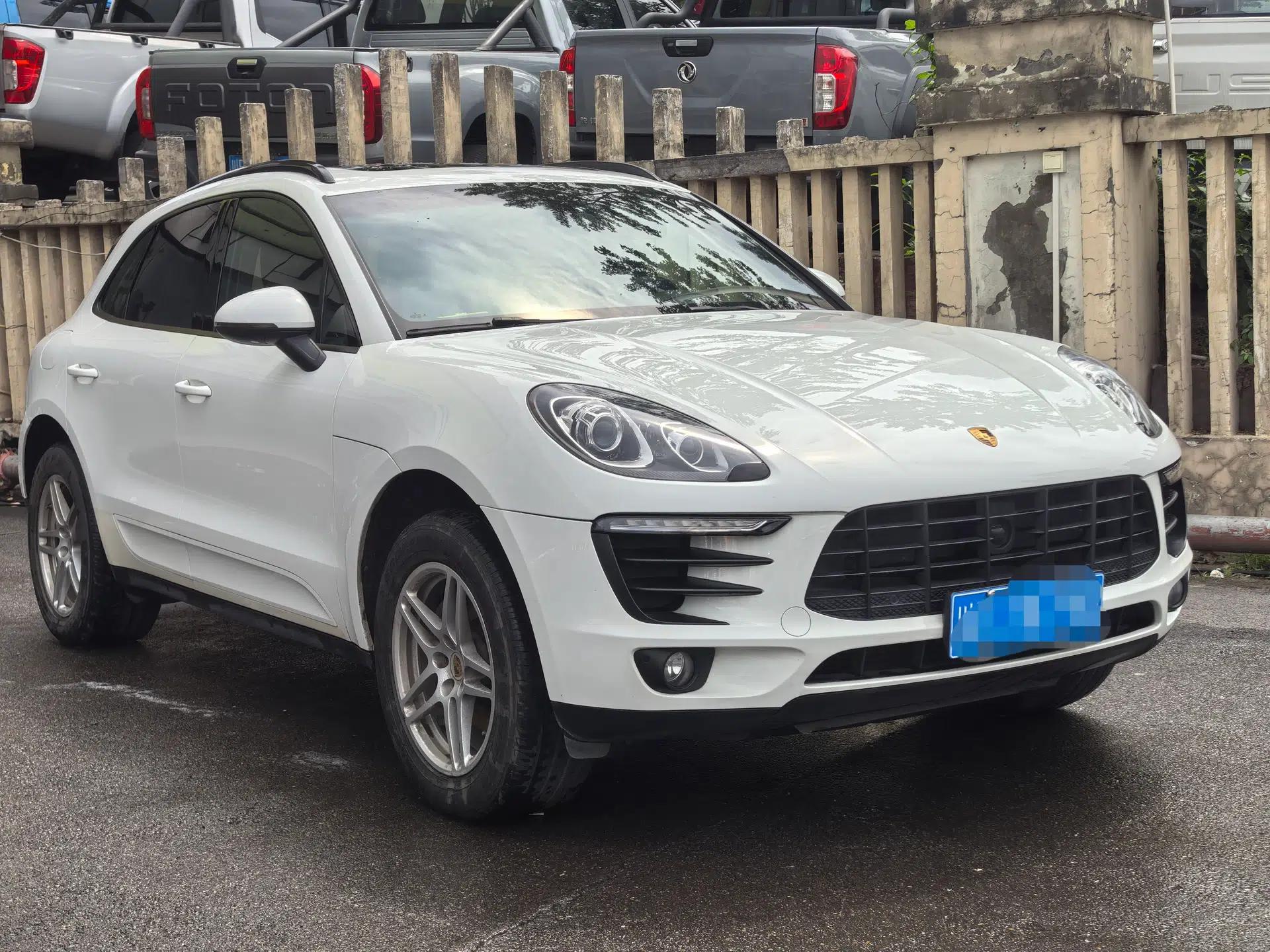 Porsche Macan 2014 Macan 2.0T — миниатюра 2