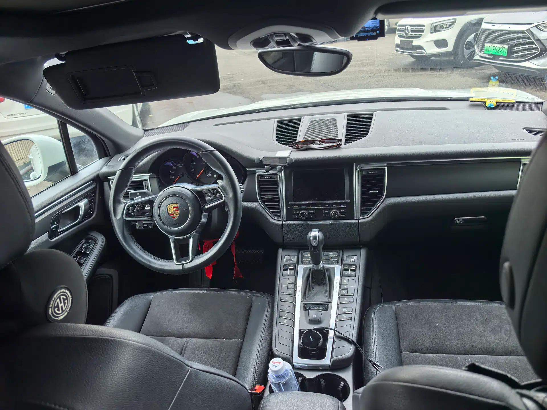 Porsche Macan 2014 Macan 2.0T — миниатюра 8