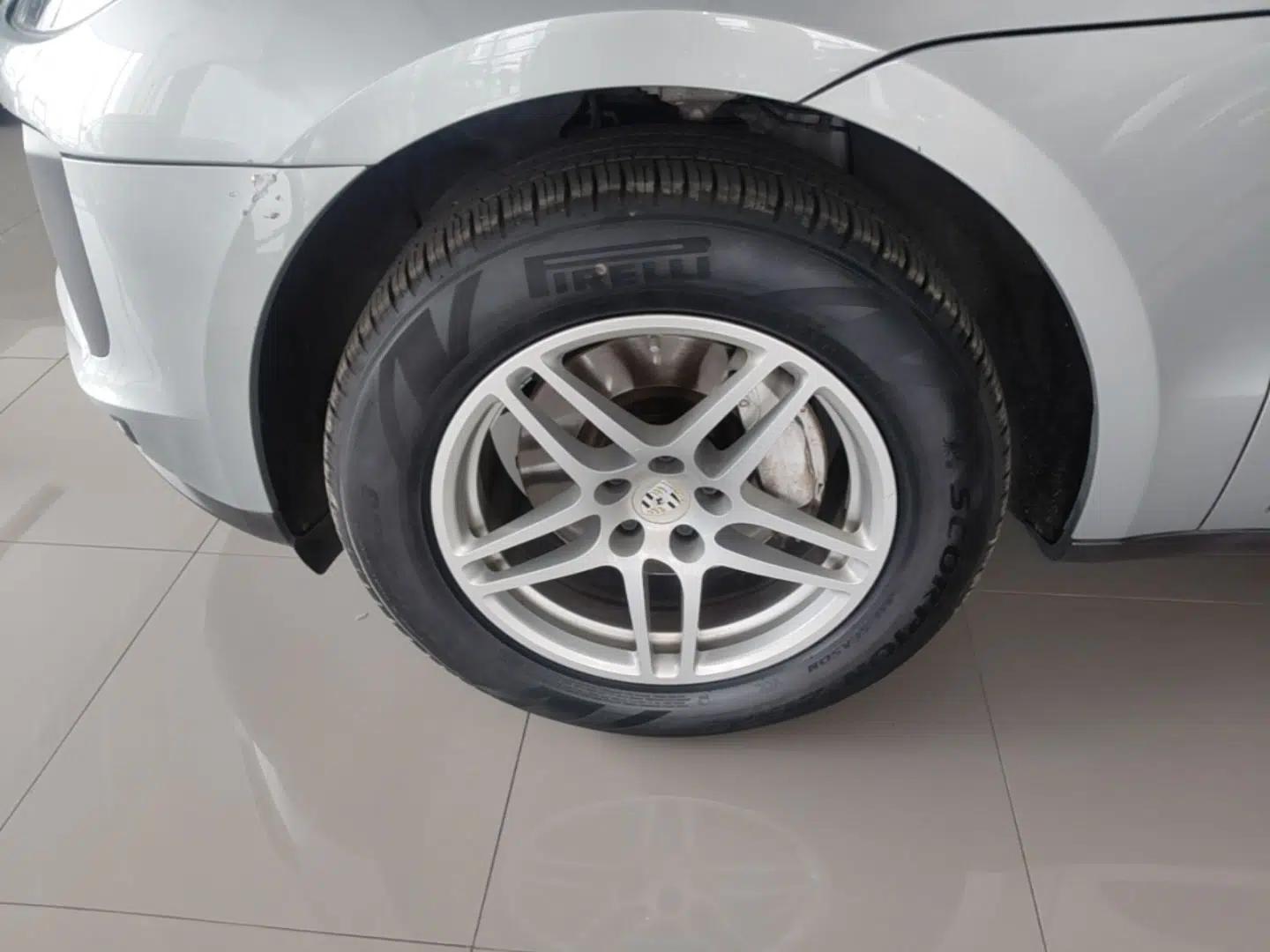 Porsche Macan 2018 Macan 2.0T — миниатюра 15