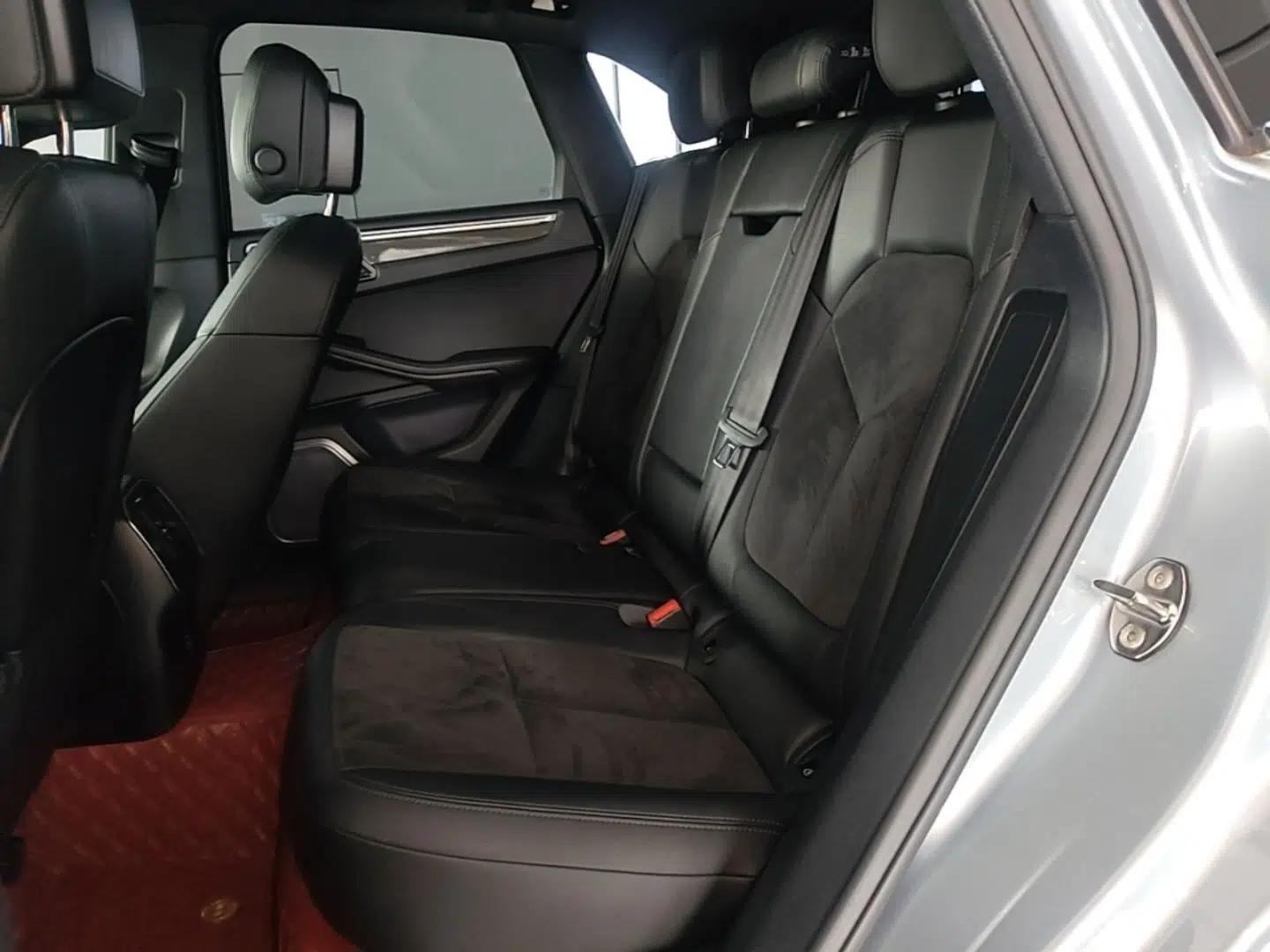 Porsche Macan 2018 Macan 2.0T — миниатюра 25