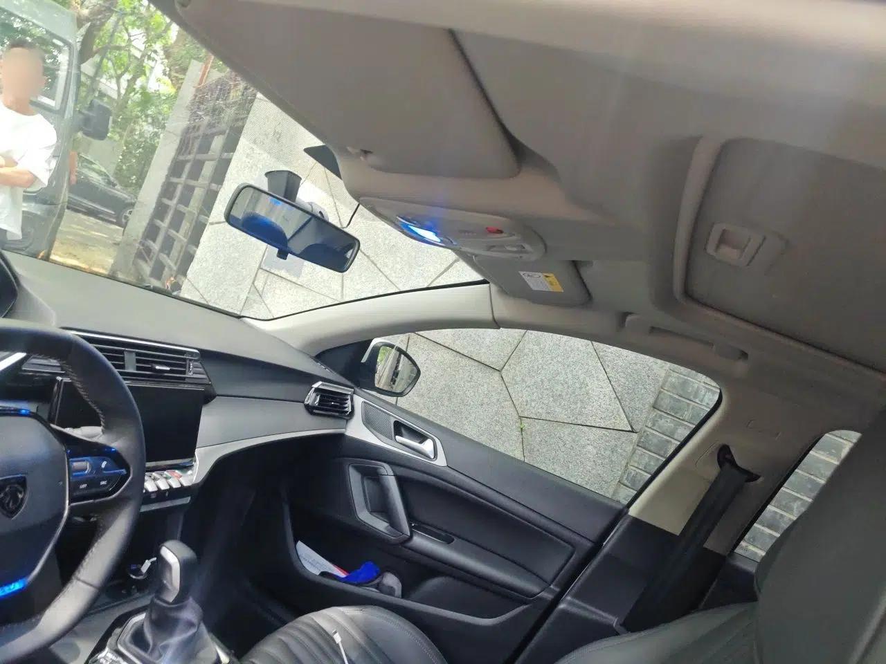 Peugeot 408 2022 1.6T Light-Chasing Edition — миниатюра 15