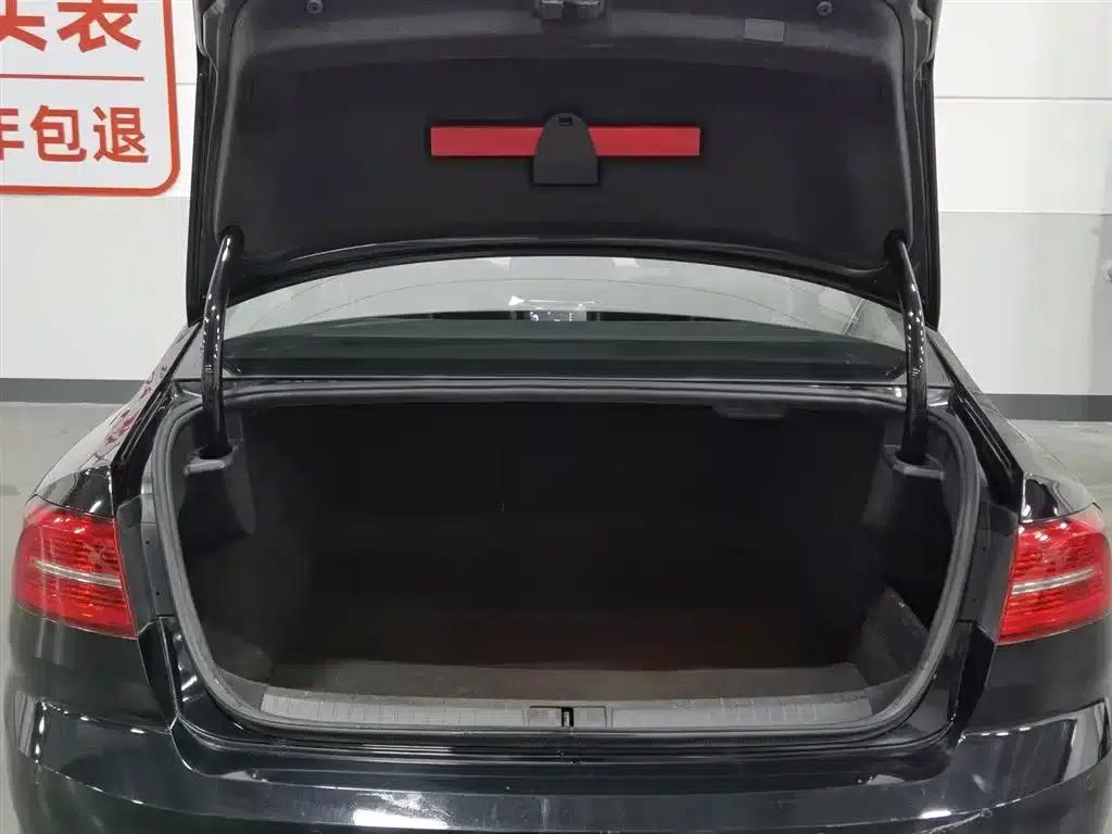 2019 Volkswagen Magotan 280TSI DSG Comfort Model (National V Emission Standard) — миниатюра 16
