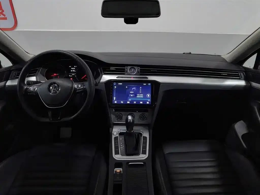 2019 Volkswagen Magotan 280TSI DSG Comfort Model (National V Emission Standard) — миниатюра 5