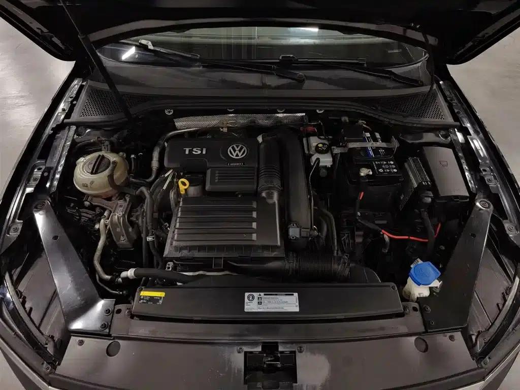 2019 Volkswagen Magotan 280TSI DSG Comfort Model (National V Emission Standard) — миниатюра 6