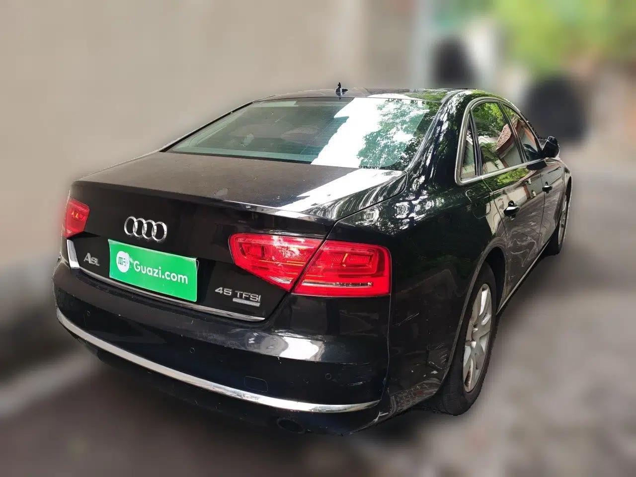 Audi A8 2013 A8L 45 TFSI quattro Comfort model — миниатюра 6