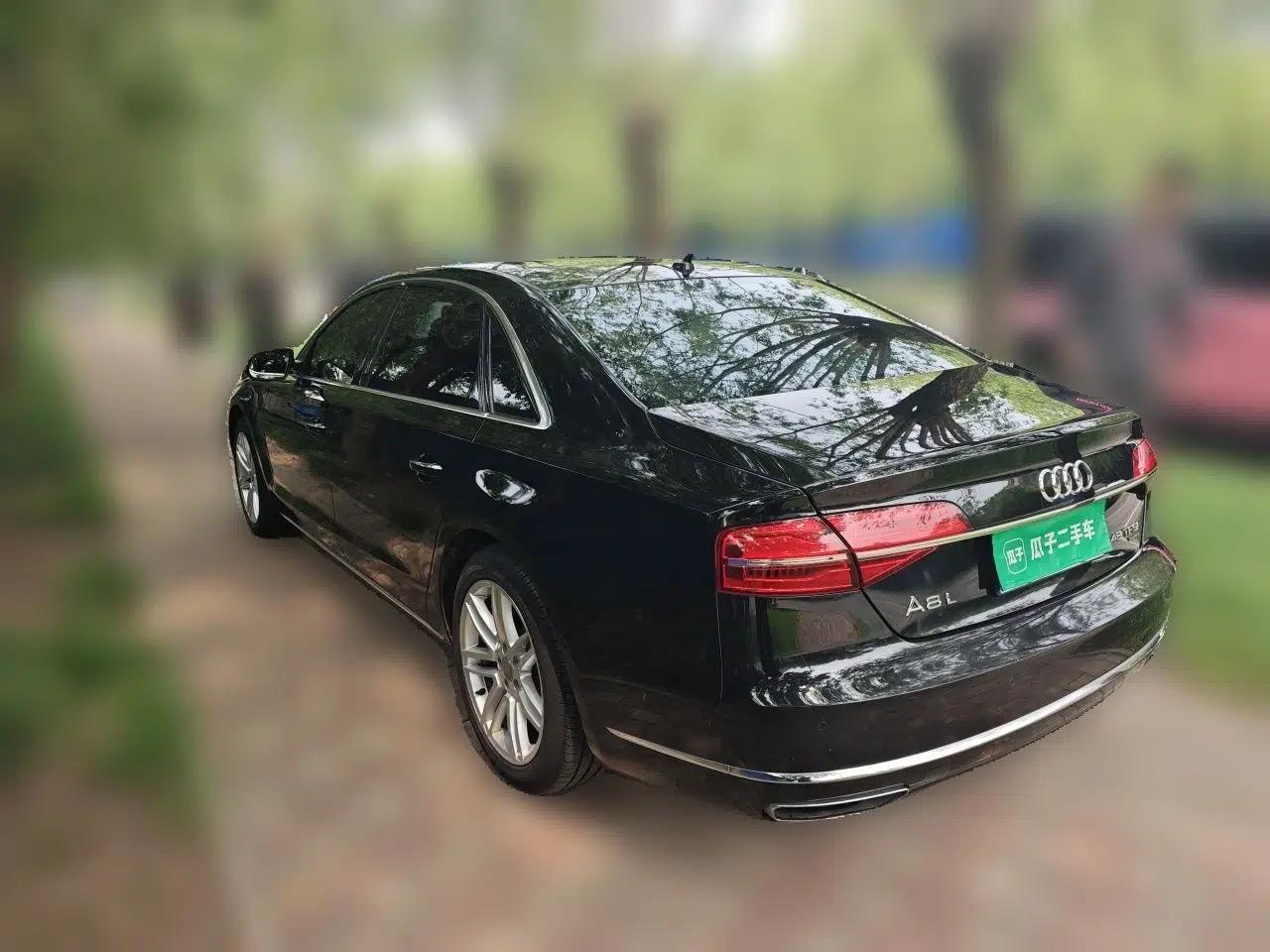 Audi A8 2016 A8L 45 TFSI quattro Comfort model — миниатюра 4