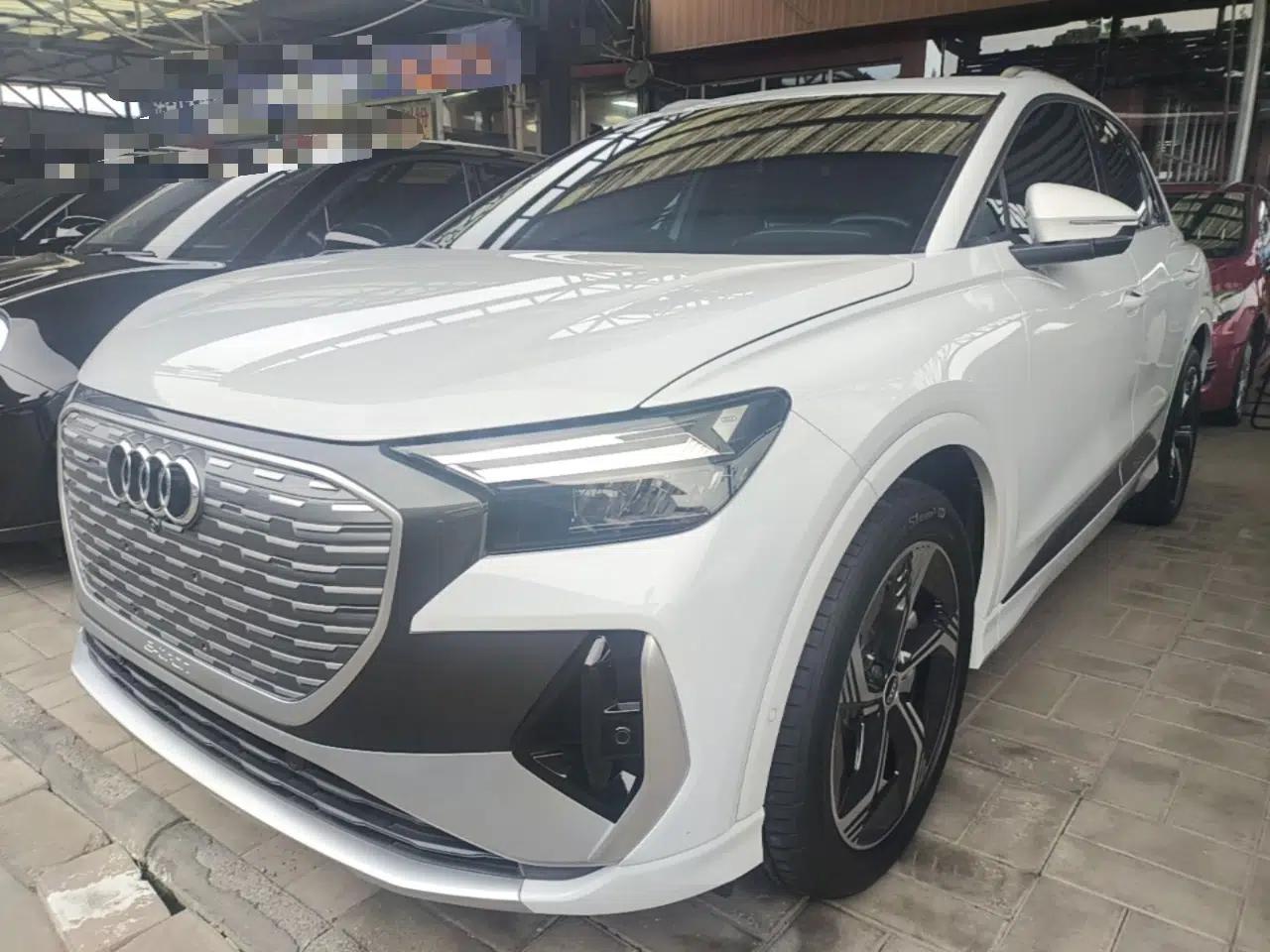 Audi Q4 e-tron 2023 40 e-tron Boundary Edition — миниатюра 1