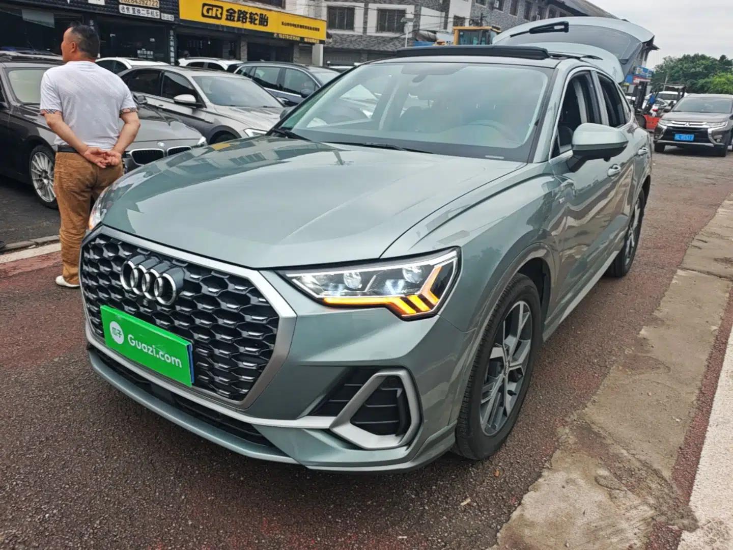 Audi Q3 Sportback 2020 40 TFSI Fashion Model — миниатюра 1