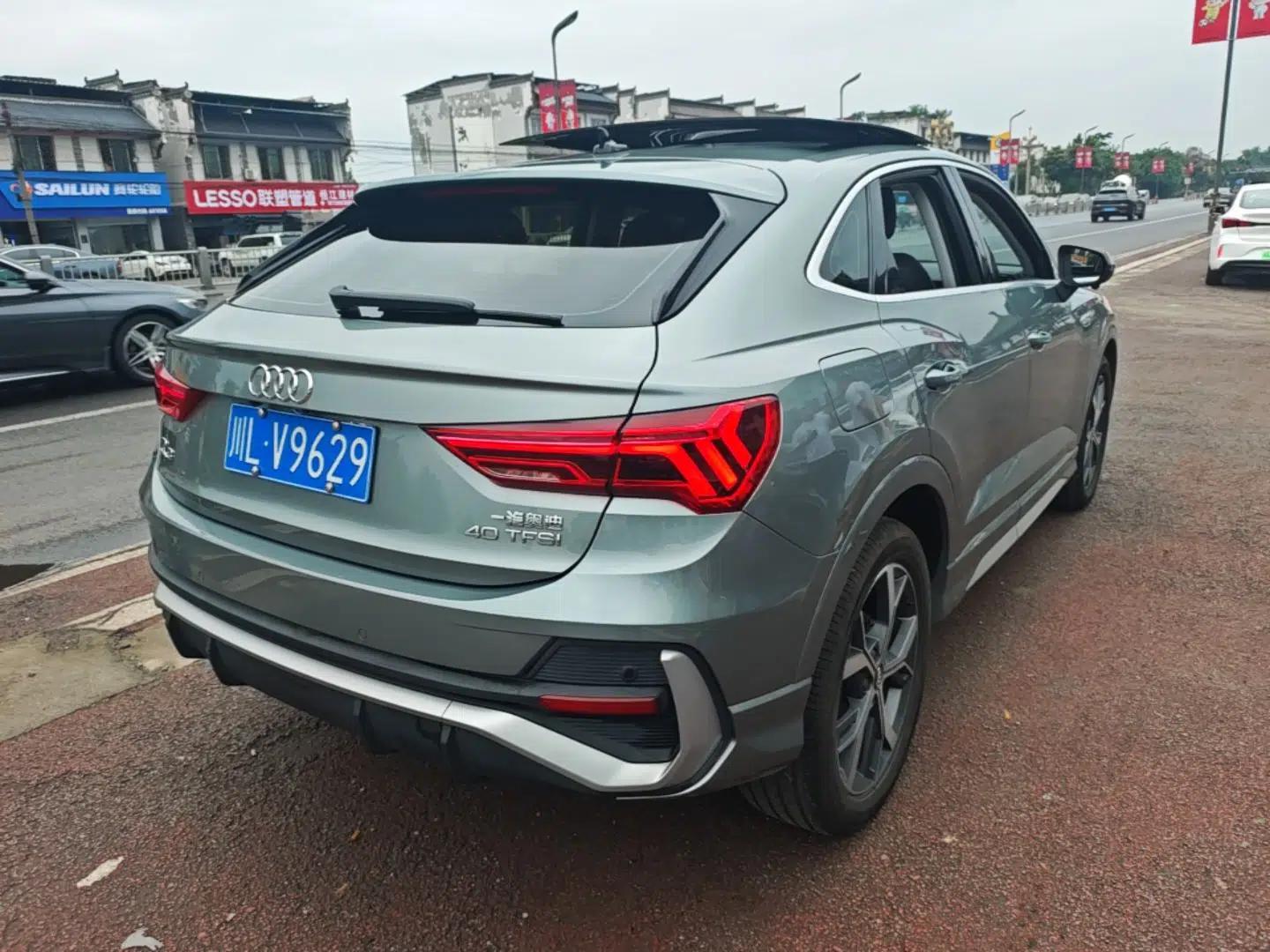 Audi Q3 Sportback 2020 40 TFSI Fashion Model — миниатюра 6