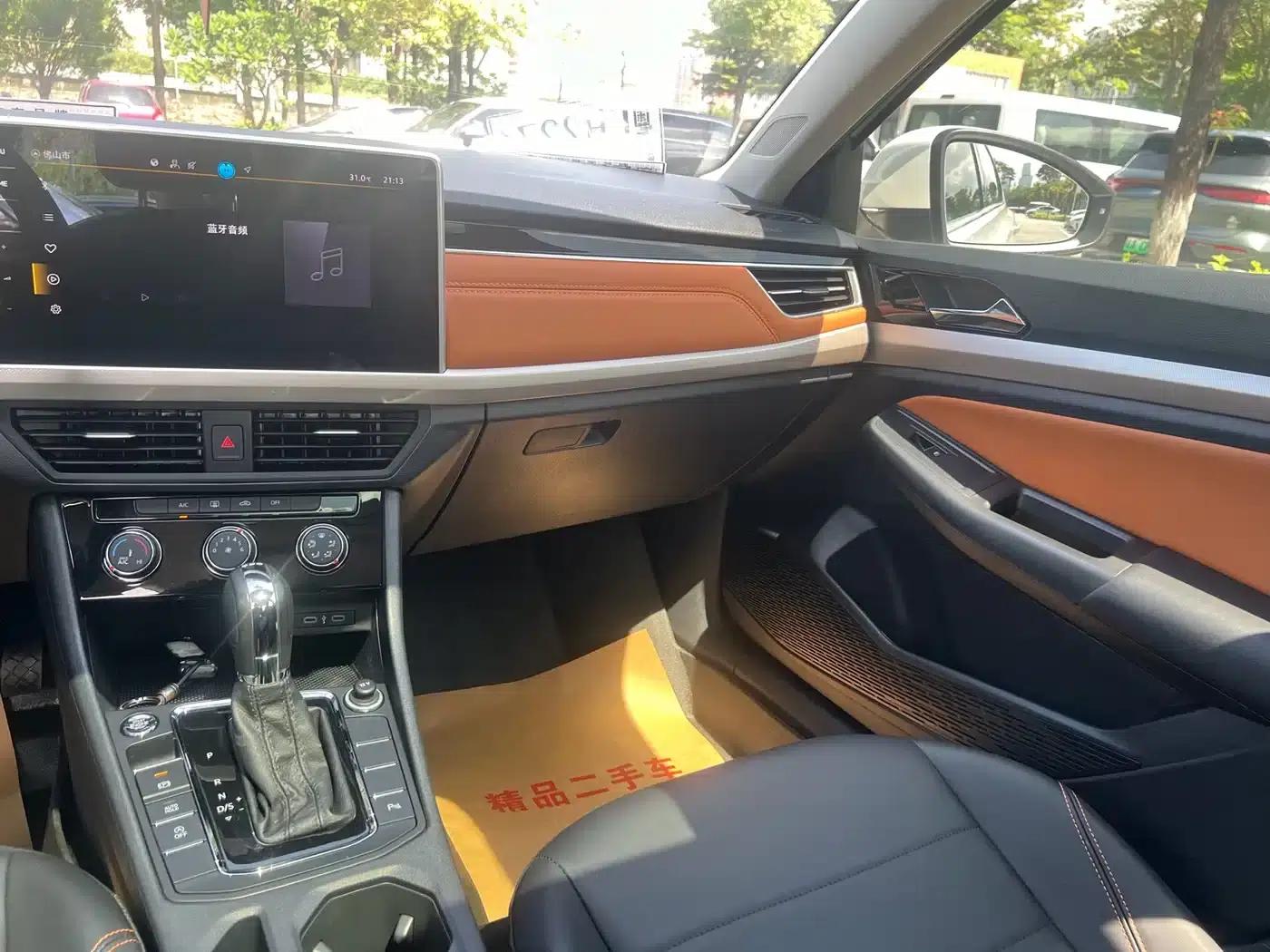 2023 Volkswagen Bora 200TSI DSG Yuexing PRO Edition — миниатюра 19