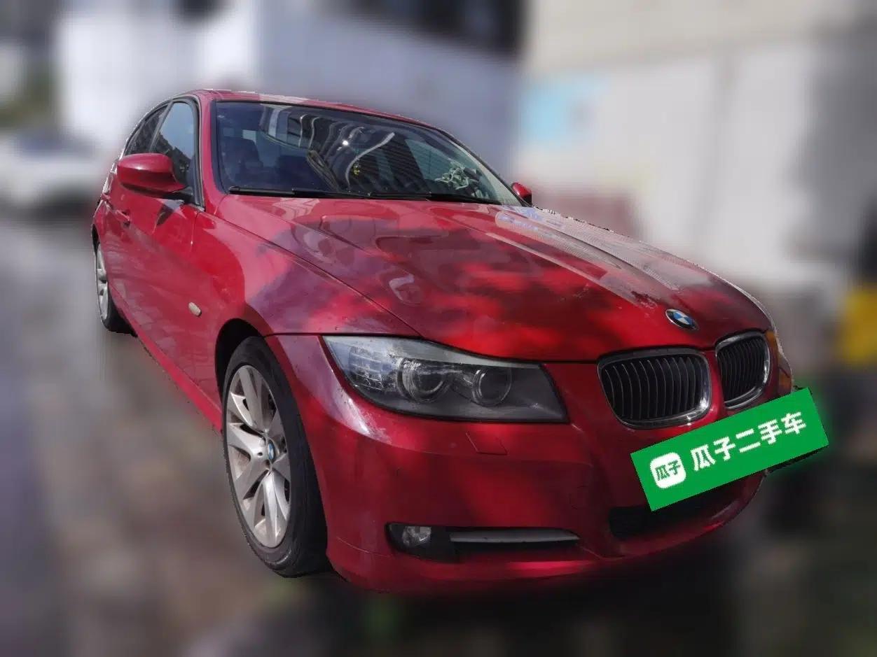 BMW 3 Series 2011 320i Luxury Edition — миниатюра 3