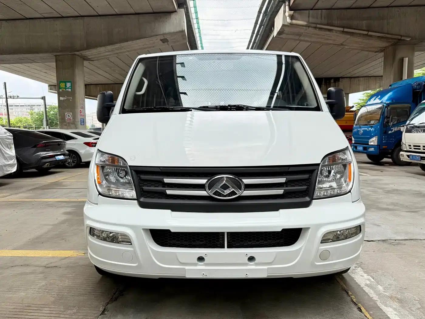 Xintu V80 2023 2.0T Manual Classic Aoyuntong Long Wheelbase Ultra-Low Roof 6/7/8/9 Seats — миниатюра 2