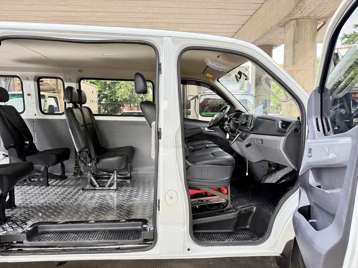 Xintu V80 2023 2.0T Manual Classic Aoyuntong Long Wheelbase Ultra-Low Roof 6/7/8/9 Seats — миниатюра 11
