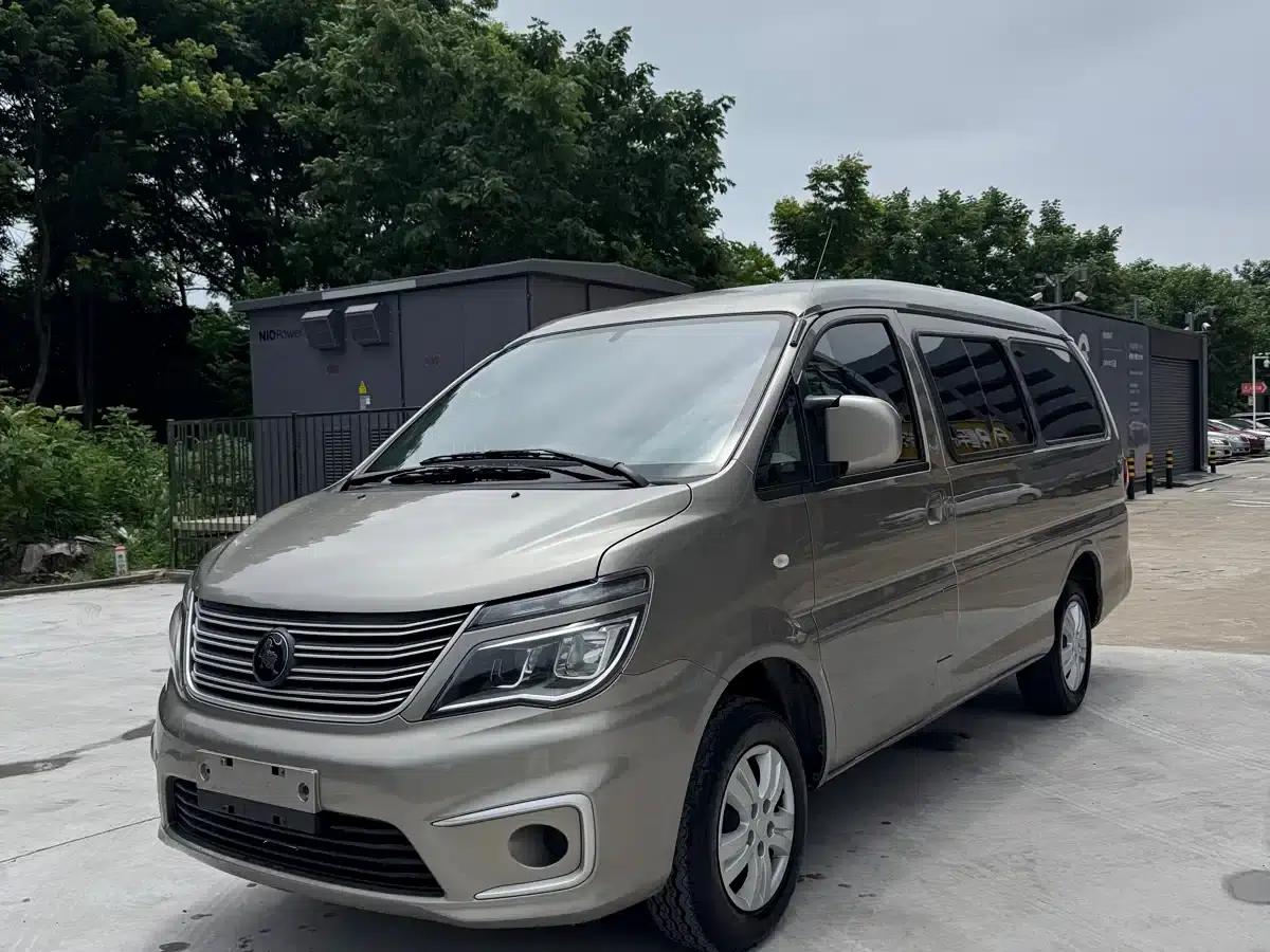 Lingzhi 2020 M5L 1.6L Comfort 7-seater — миниатюра 1