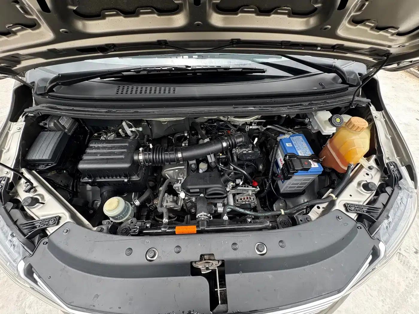 Lingzhi 2020 M5L 1.6L Comfort 7-seater — миниатюра 11