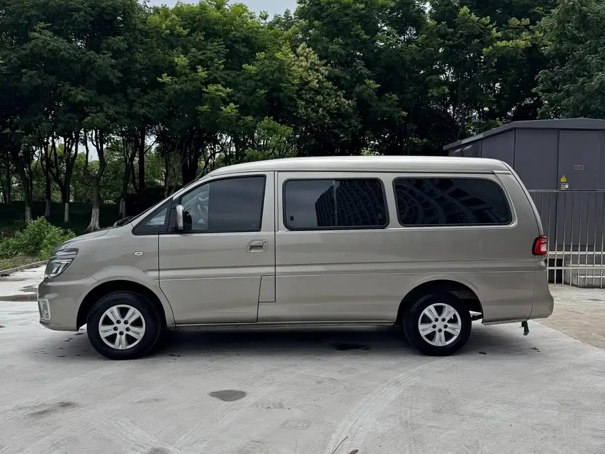 Lingzhi 2020 M5L 1.6L Comfort 7-seater — миниатюра 3