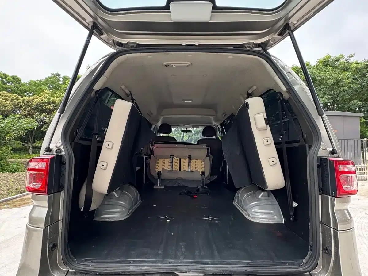 Lingzhi 2020 M5L 1.6L Comfort 7-seater — миниатюра 10