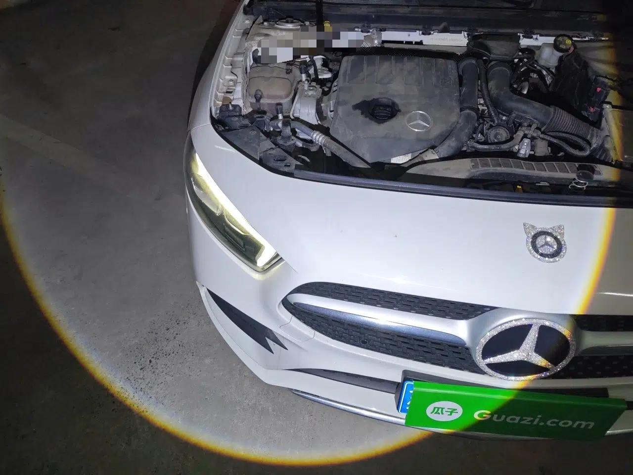 Mercedes-Benz A-Class 2020 A 200 L Sport Sedan — миниатюра 7