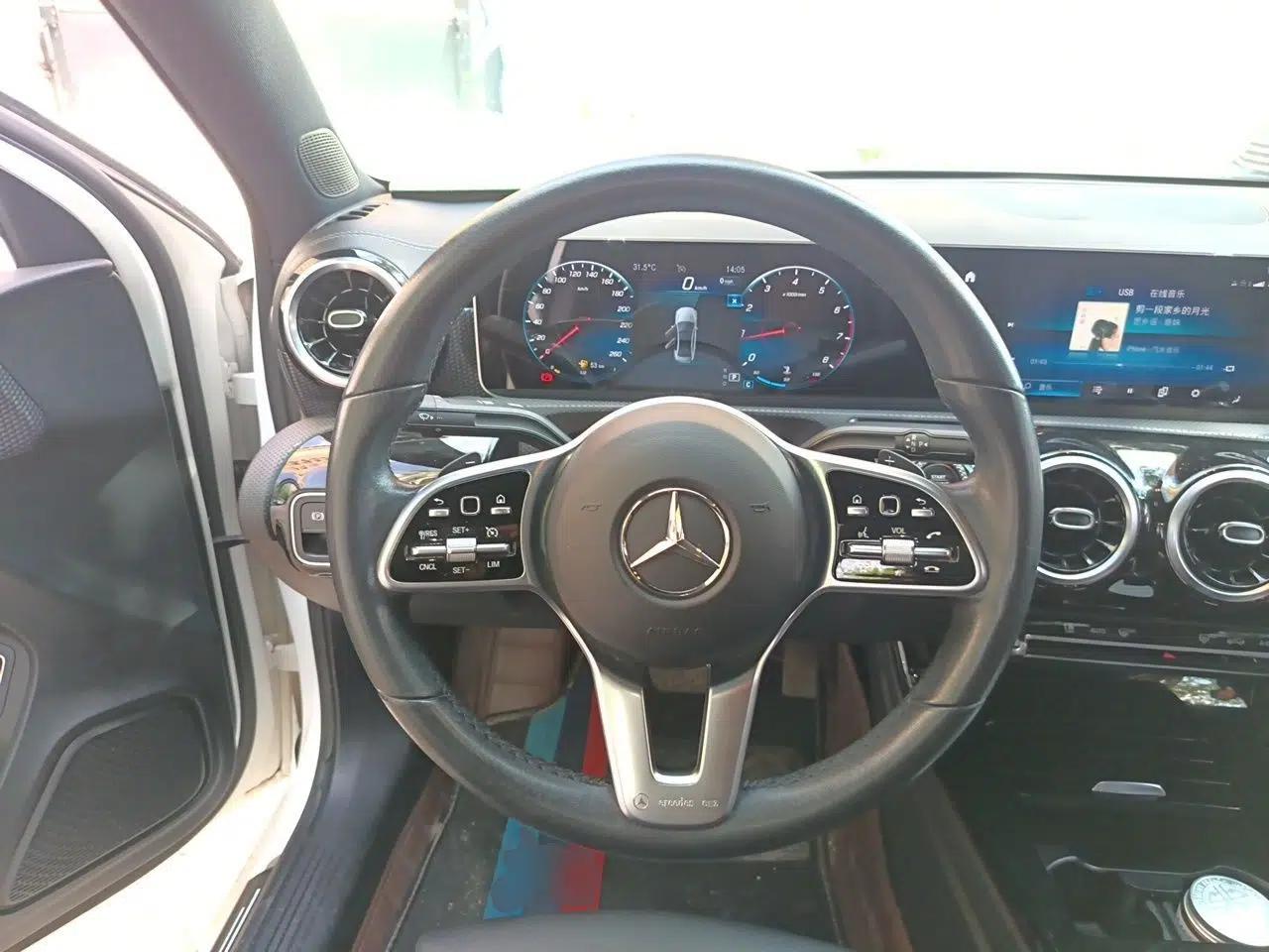 Mercedes-Benz A-Class 2020 Restyled A 200 L Sport Sedan Dynamic Version — миниатюра 10