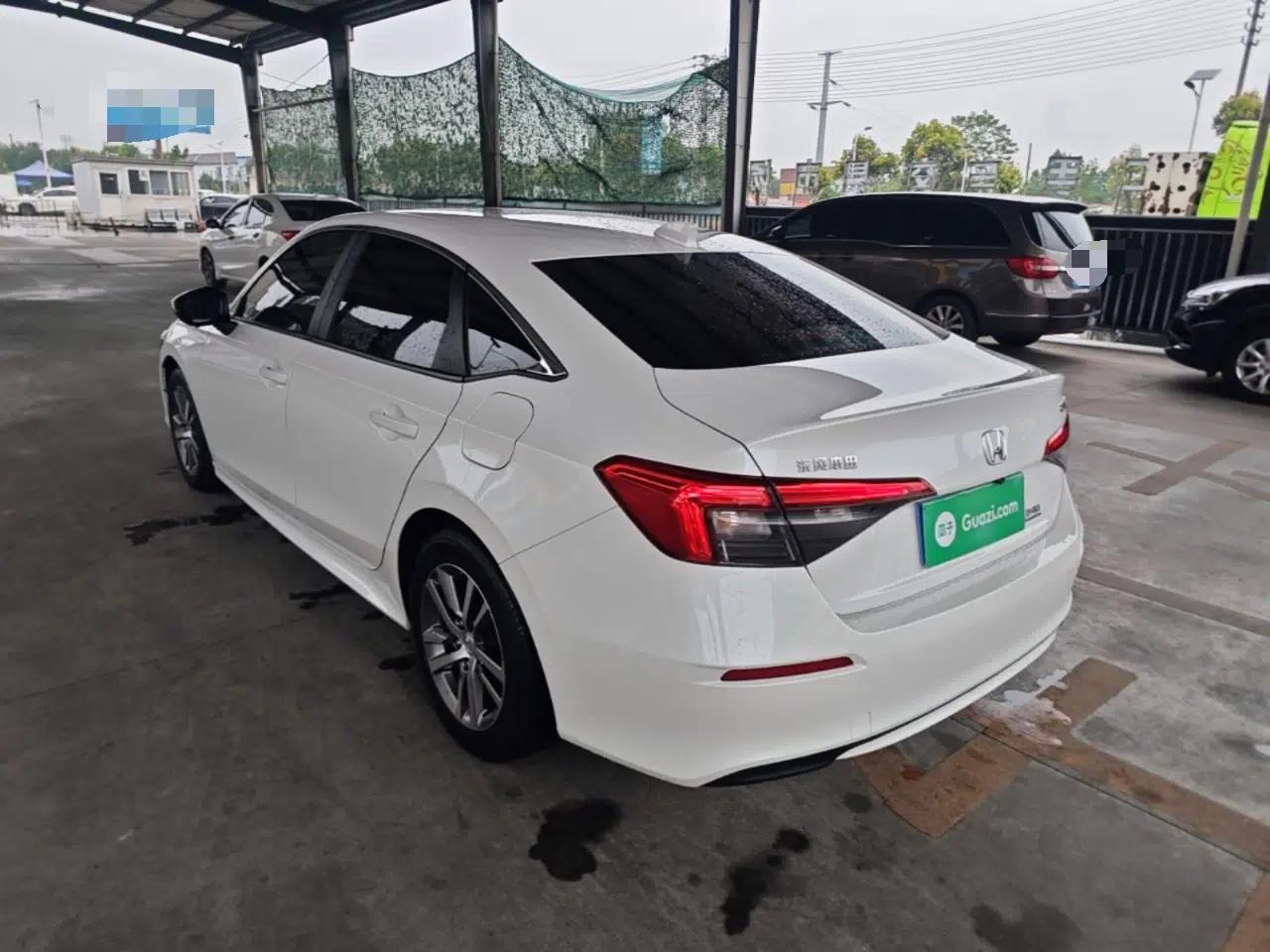 Honda Civic 2022 240TURBO CVT Dynamic Edition — миниатюра 4