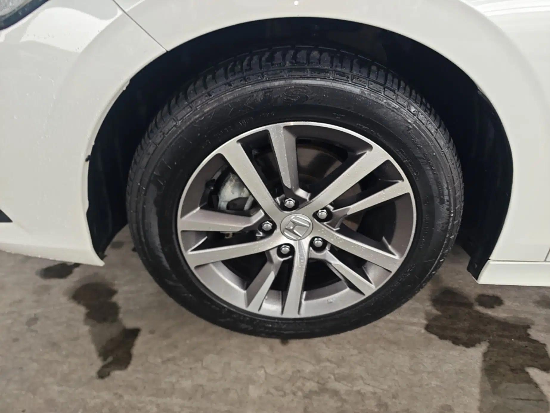 Honda Civic 2022 240TURBO CVT Dynamic Edition — миниатюра 10