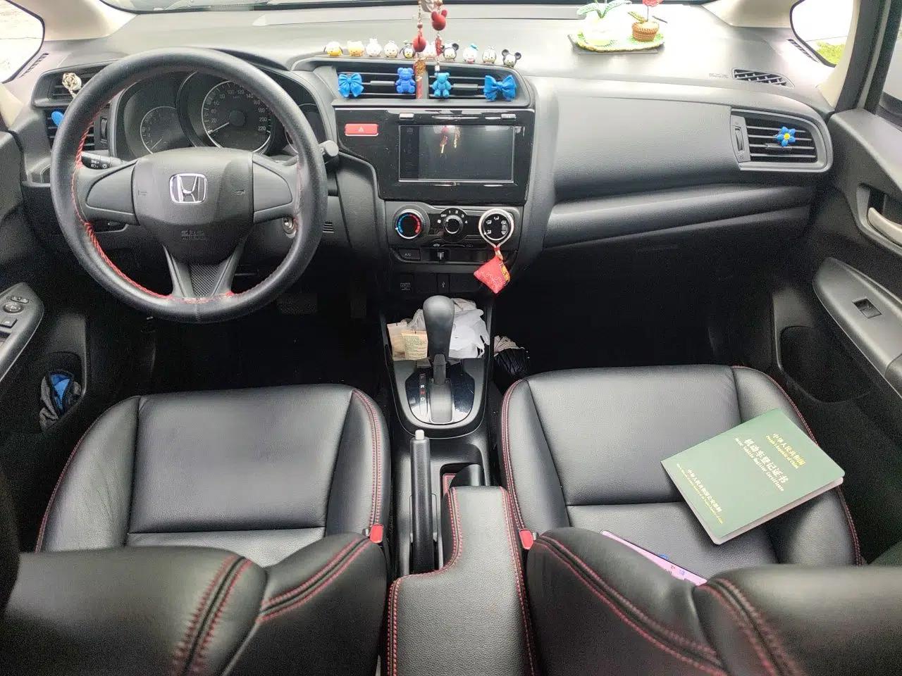 Honda Fit 2016 1.5L LXS CVT Comfort Sunroof Version — миниатюра 9