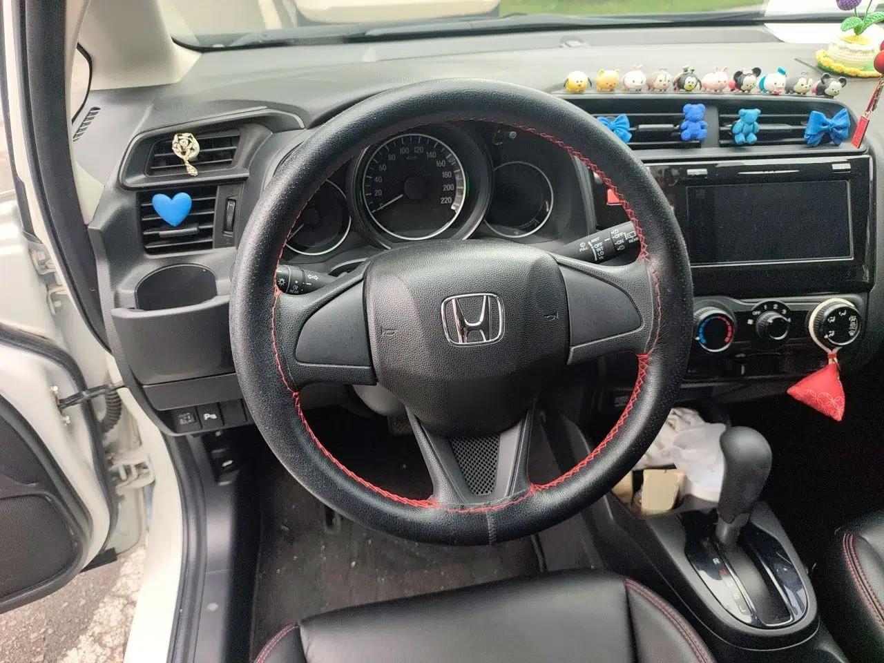 Honda Fit 2016 1.5L LXS CVT Comfort Sunroof Version — миниатюра 10