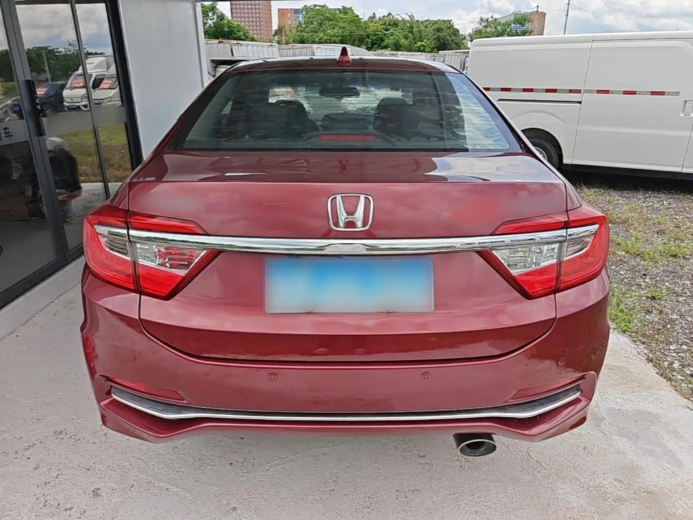 Honda Crider 2016 1.8L CVT Comfort Version — миниатюра 5